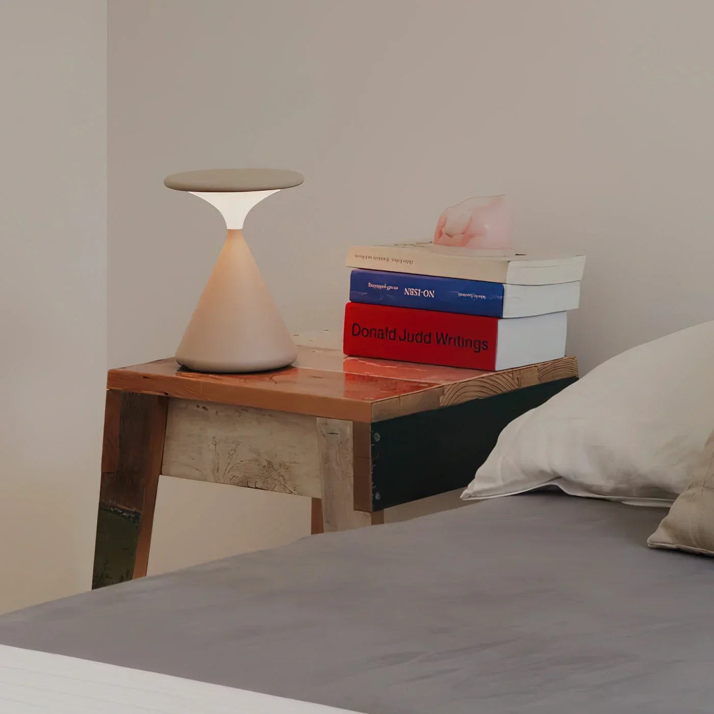 Aeron Hourglass | Cordless Table Lamp for Indoor & Outdoor Use 6